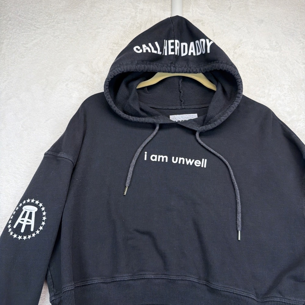 Barstool Chicks Hoodie I Am Unwell Women's Large Cropped Black Pullover‎